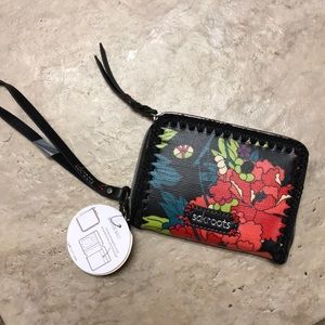 Sakroots smartphone wallet wristlet in florals